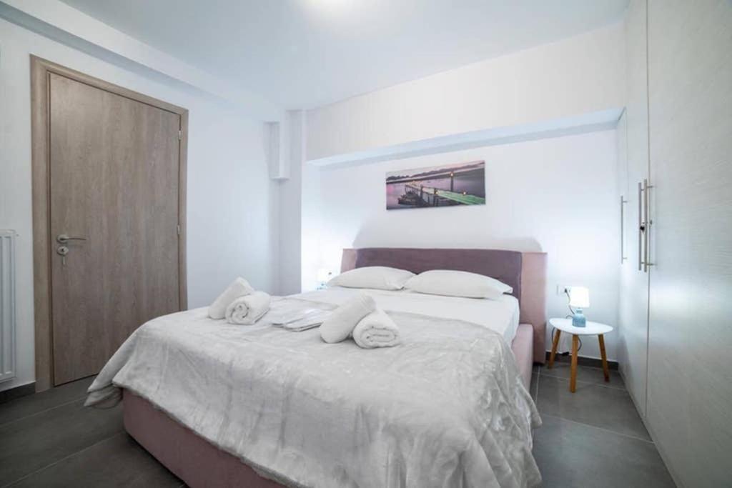 Апартаменти Brand New Aprt With Backyard In Lycabettus Hill ! Афіни Екстер'єр фото